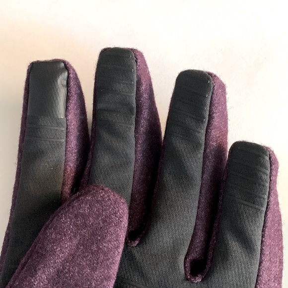 NEW LULULEMON Mens Unisex City Keeper Gloves Sz. AVAIL. S-M BNWT - Picture 3 of 13